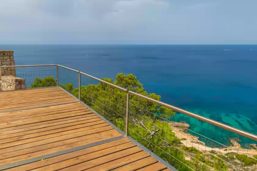 Alquiler vacacional en Villa luna suites, es Puigderrós
