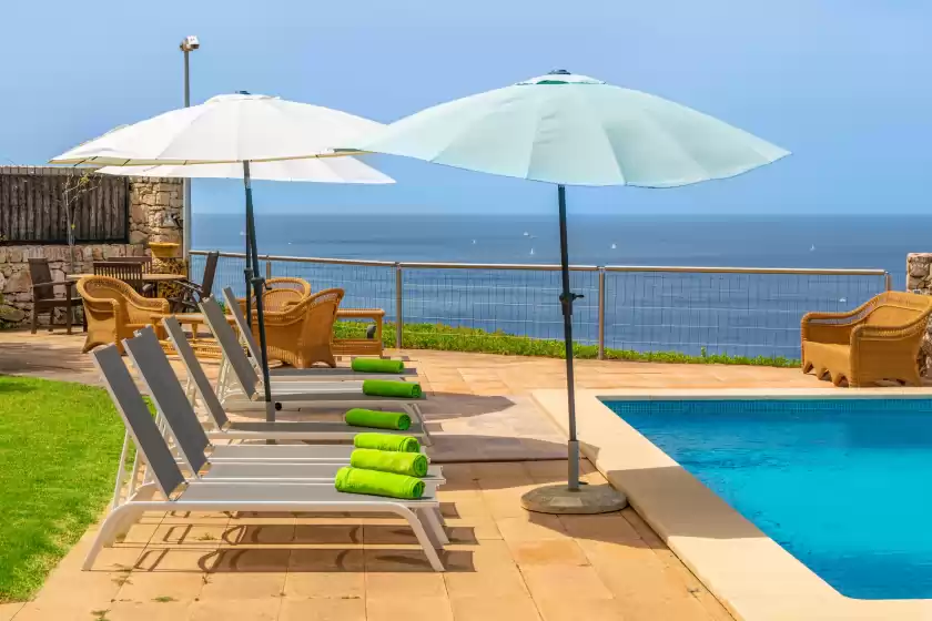 Alquiler vacacional en Villa luna suites, es Puigderrós