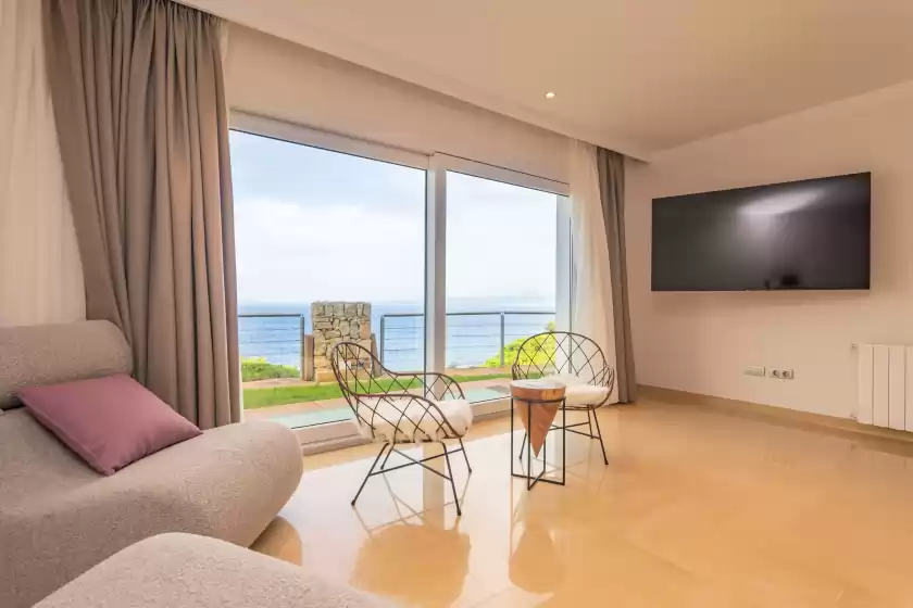 Alquiler vacacional en Villa luna suites, es Puigderrós