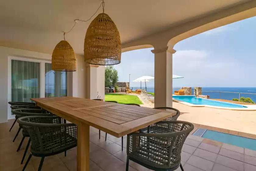 Alquiler vacacional en Villa luna suites, es Puigderrós