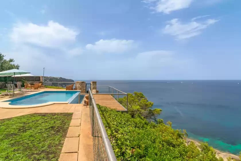 Alquiler vacacional en Villa luna suites, es Puigderrós