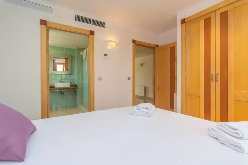 Alquiler vacacional en Villa luna suites, es Puigderrós