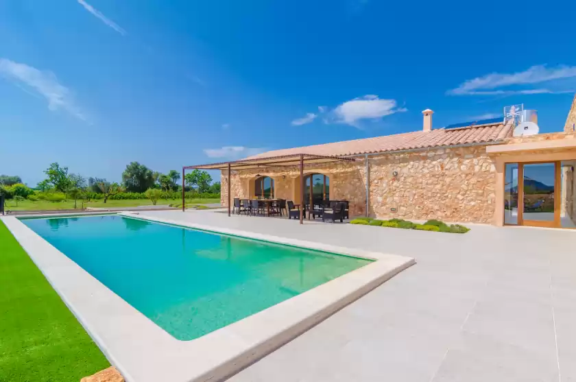 Holiday rentals in Can gusti