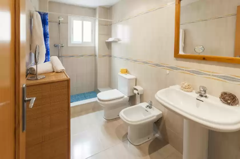 Holiday rentals in Pandora 2,