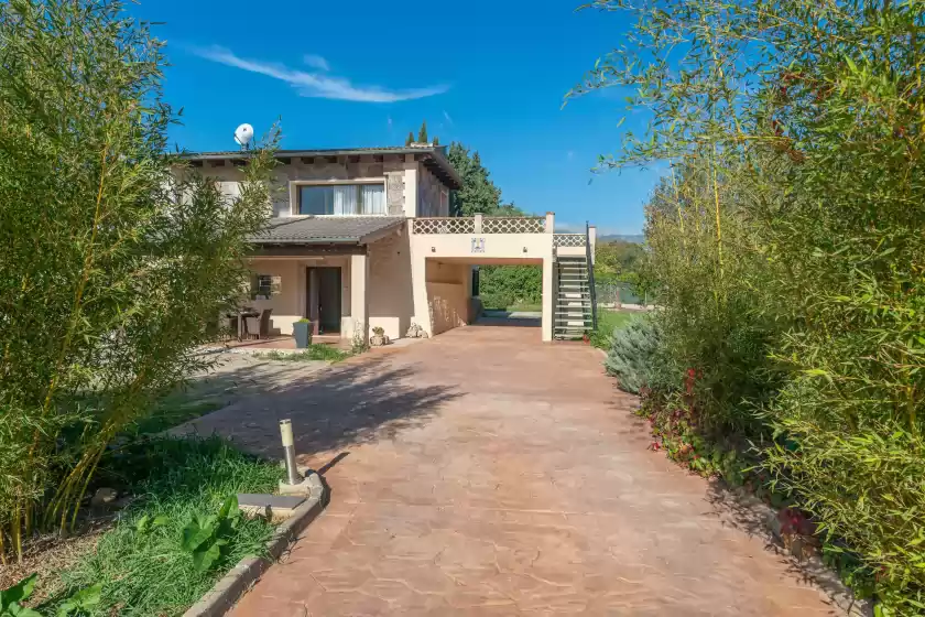 Holiday rentals in Refugi de les aguiles, Lloseta