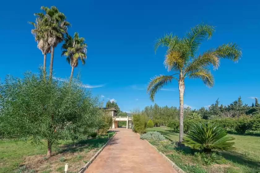 Holiday rentals in Refugi de les aguiles, Lloseta