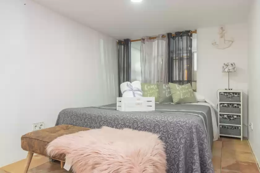 Holiday rentals in Refugi de les aguiles, Lloseta