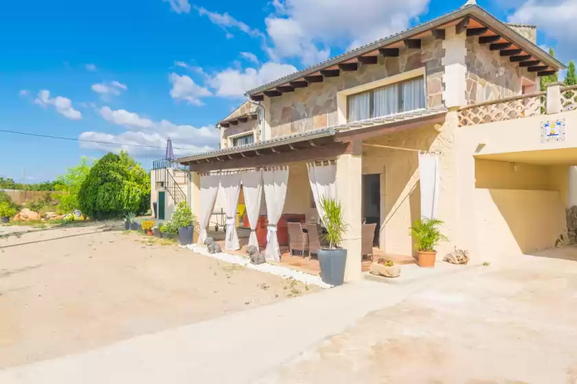 Holiday rentals in Refugi de les aguiles, Lloseta