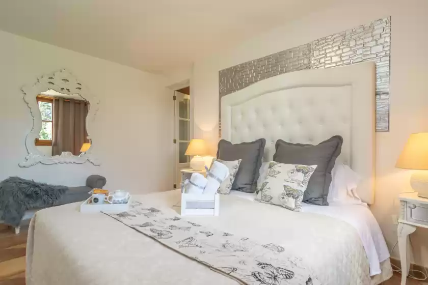 Holiday rentals in Refugi de les aguiles, Lloseta