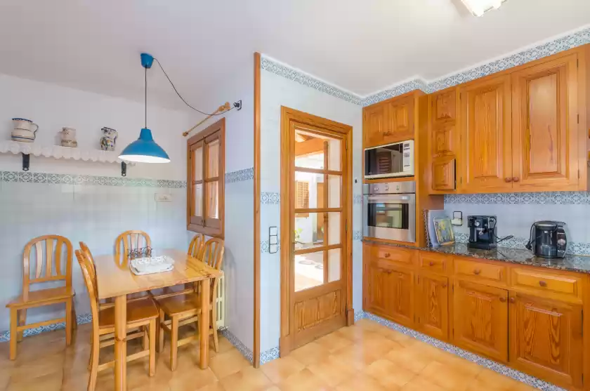 Holiday rentals in Can pere vell, Andratx