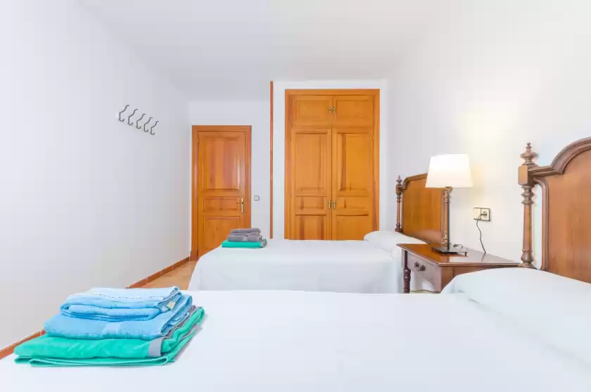 Holiday rentals in Can pere vell, Andratx