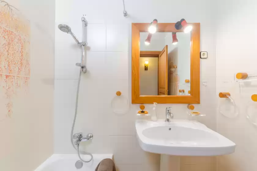 Holiday rentals in Can pere vell, Andratx