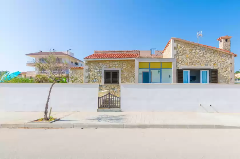 Holiday rentals in Porta de la mar, Son Serra de Marina
