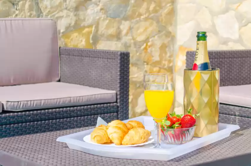 Holiday rentals in Porta de la mar, Son Serra de Marina