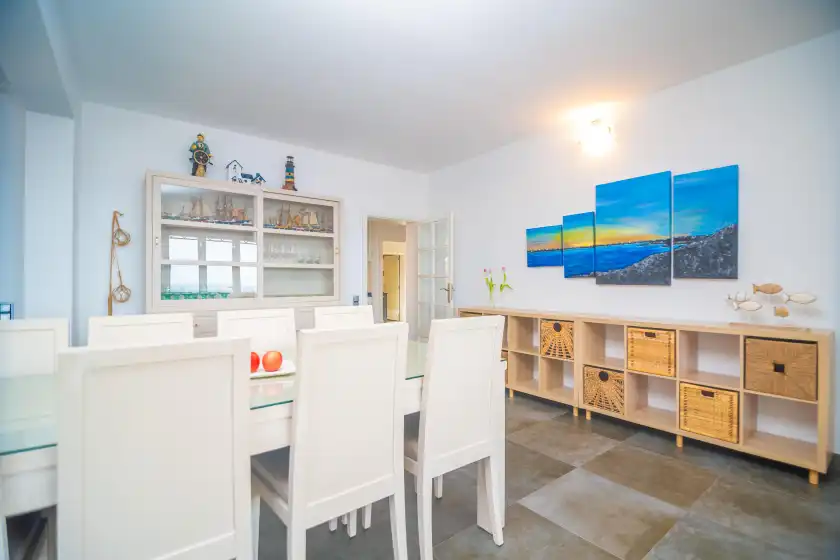 Holiday rentals in Ses penyes rotges, (antes sa penya trencada), Portopetro