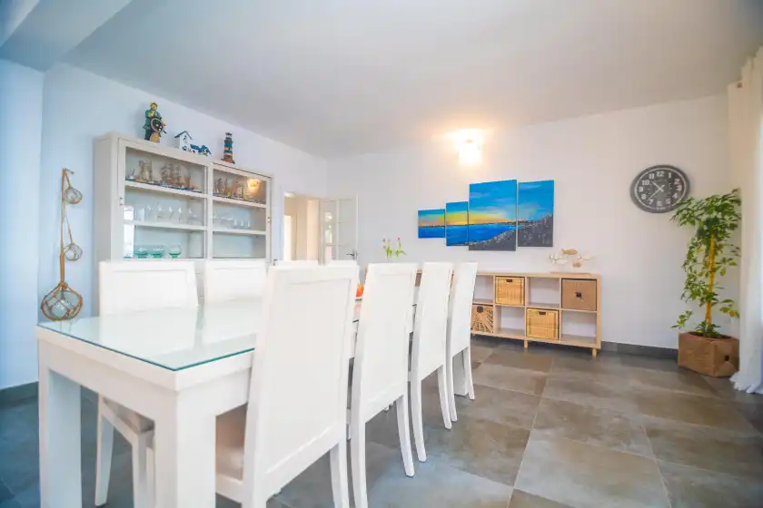 Holiday rentals in Ses penyes rotges, (antes sa penya trencada), Portopetro