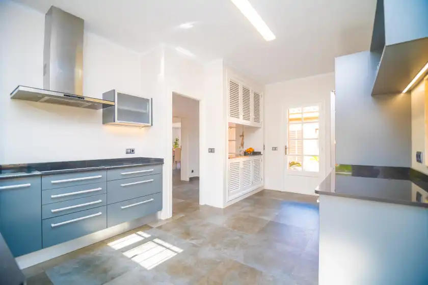 Holiday rentals in Ses penyes rotges, (antes sa penya trencada), Portopetro