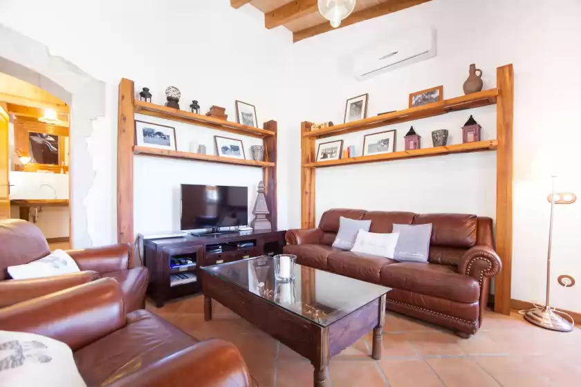 Holiday rentals in Es pont, Campanet