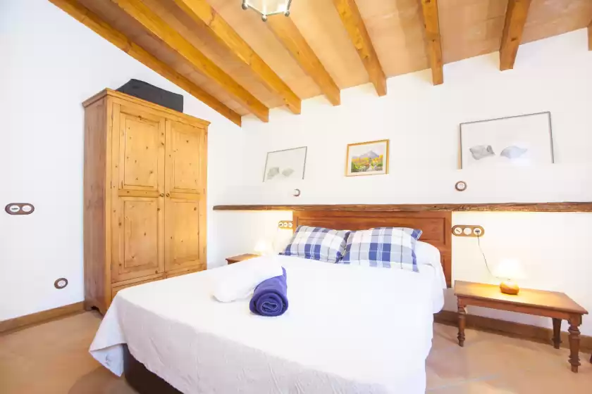 Holiday rentals in Es pont, Campanet