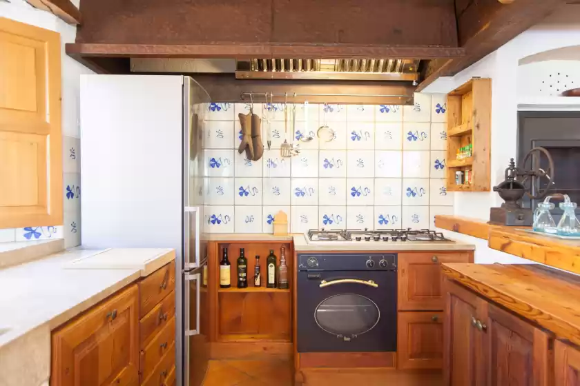 Holiday rentals in Es pont, Campanet