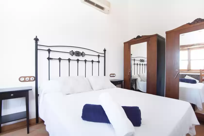 Holiday rentals in Es pont, Campanet