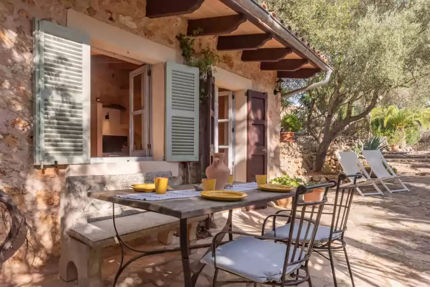 Holiday rentals in Can pina - eco groc -