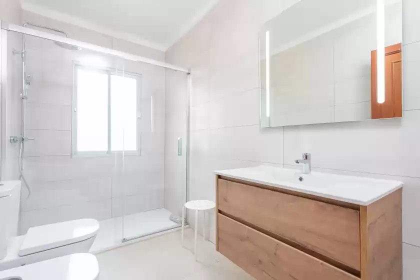 Holiday rentals in Golf, Alcanada