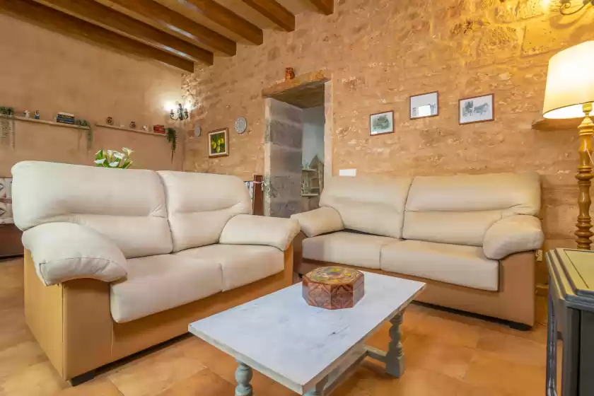 Holiday rentals in Sa punta (sa punta bertumins), ses Salines