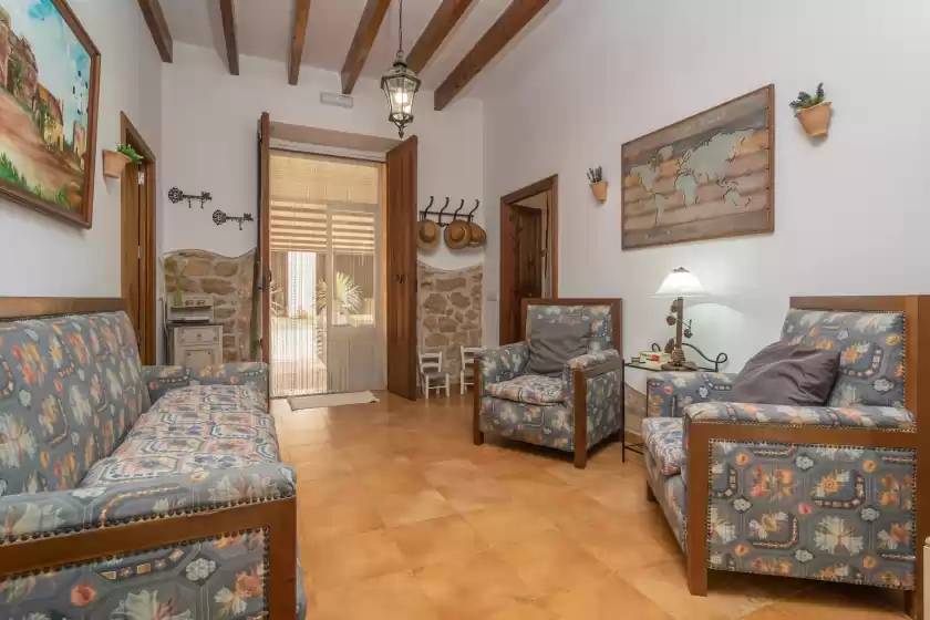 Holiday rentals in Sa punta (sa punta bertumins), ses Salines