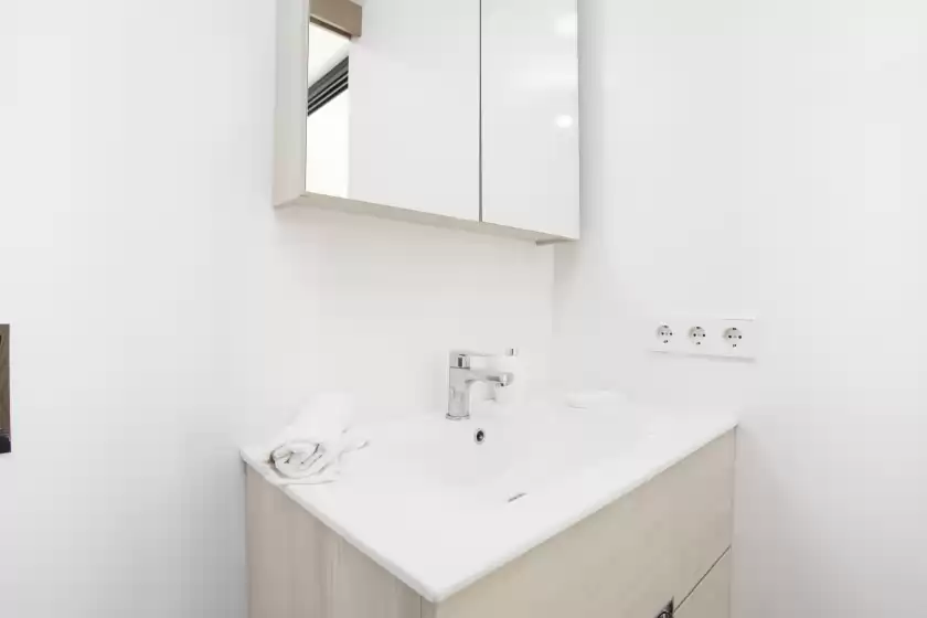 Holiday rentals in S'aigua 5, s'Illot