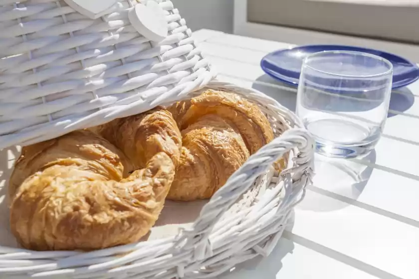 Holiday rentals in S'aigua 5, s'Illot