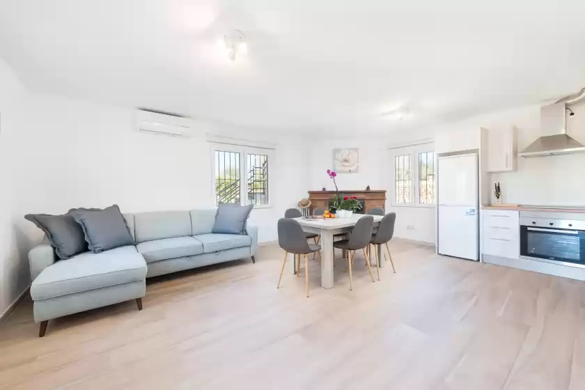 Holiday rentals in Las piedras, Llucmajor