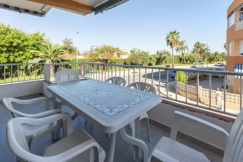 Holiday rentals in Cotton