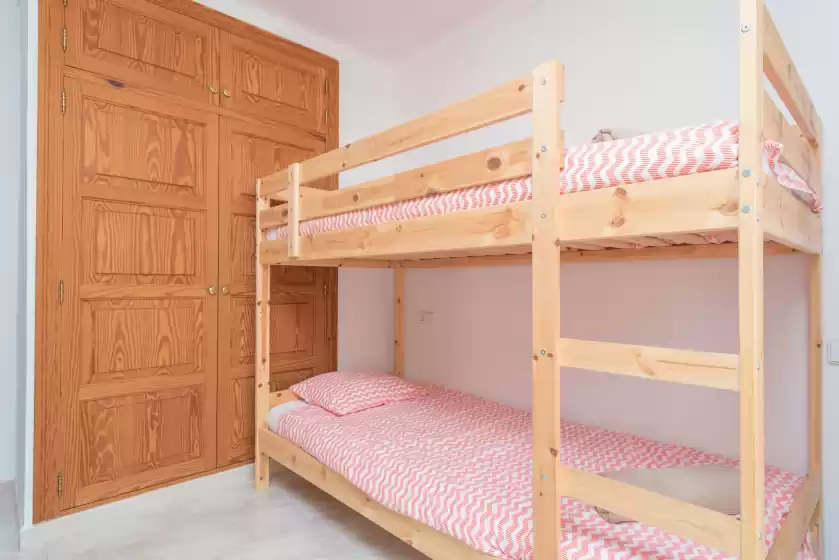 Holiday rentals in Can joan, Cala Figuera