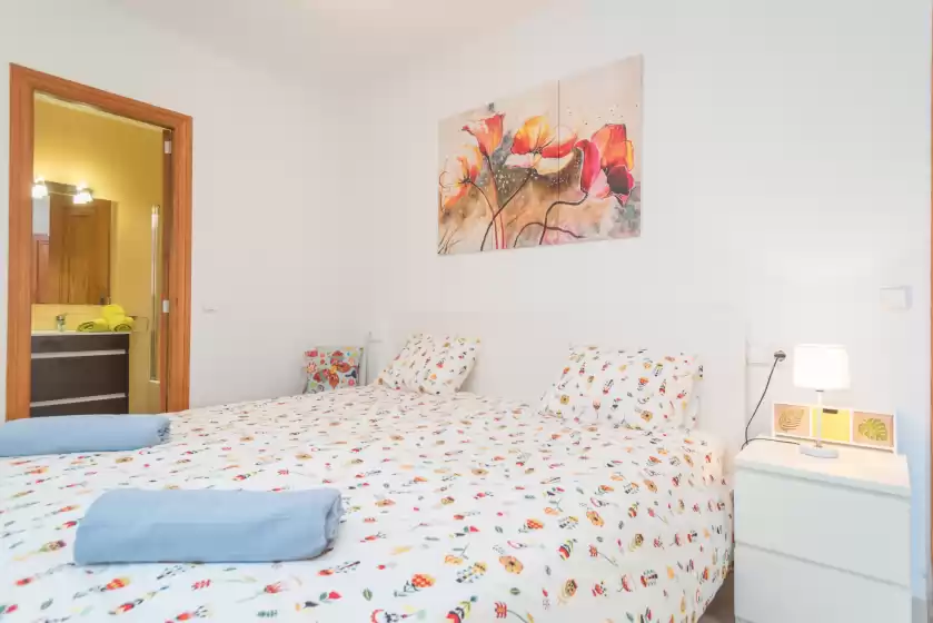 Holiday rentals in Can joan, Cala Figuera