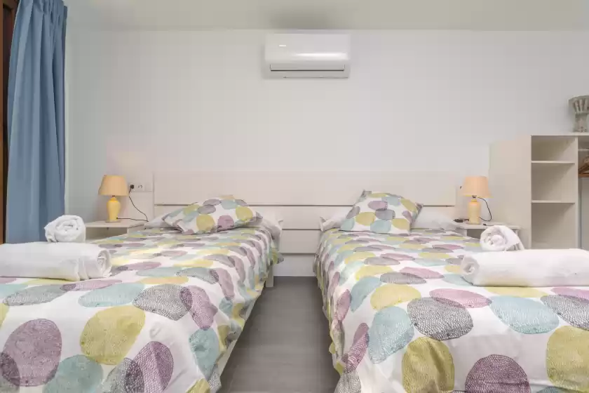 Holiday rentals in Na molla, Manacor