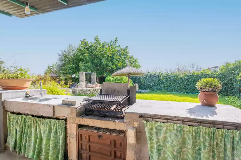 Holiday rentals in Can salvador, Moscari