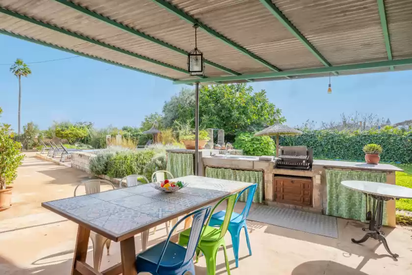 Holiday rentals in Can salvador, Moscari