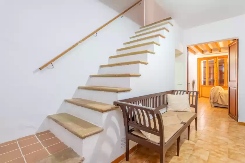 Holiday rentals in Can salvador, Moscari