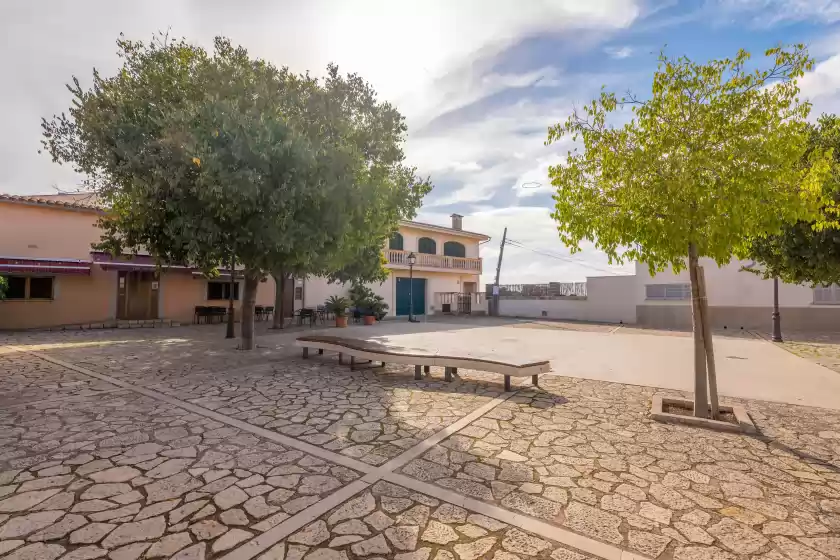 Holiday rentals in Can salvador, Moscari