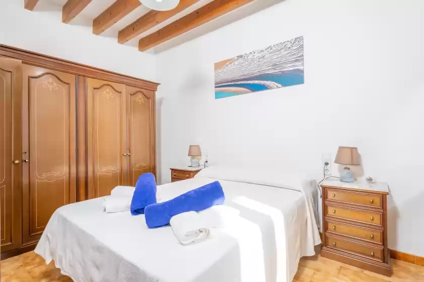 Holiday rentals in Can salvador, Moscari