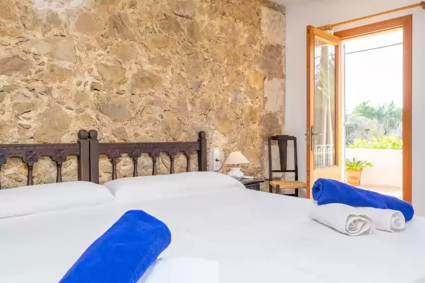 Holiday rentals in Can salvador, Moscari