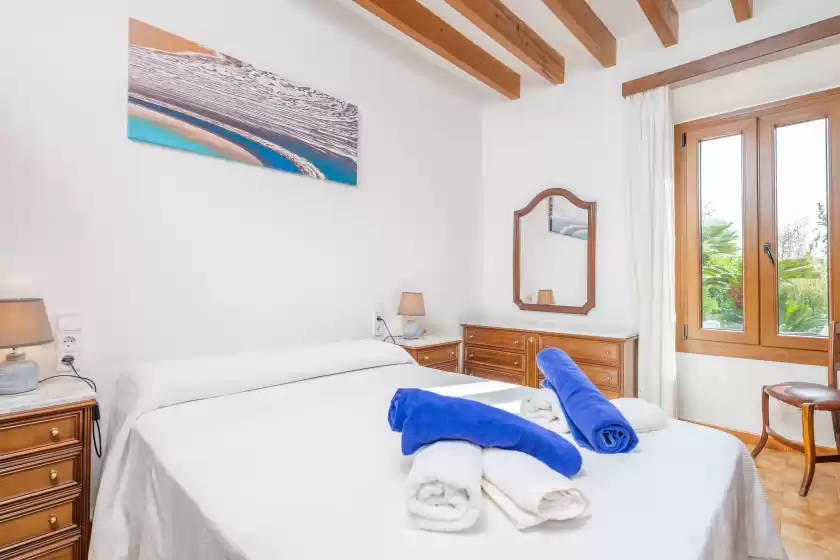 Holiday rentals in Can salvador, Moscari