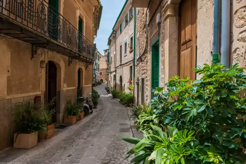 Holiday rentals in S'olivaret (fornalutx), Fornalutx