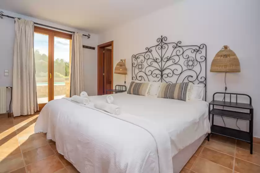 Holiday rentals in Sa punta, Son Carrió