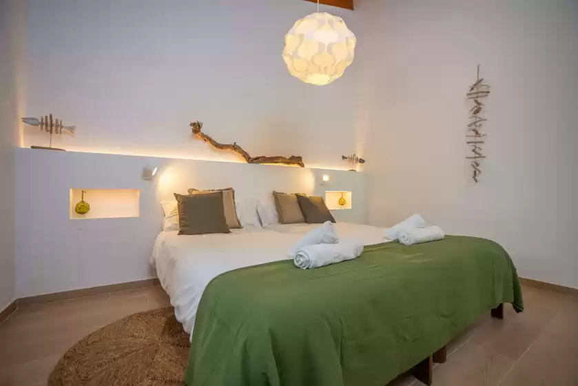 Holiday rentals in Sa punta, Son Carrió