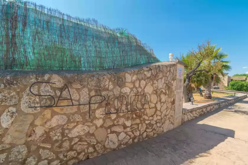 Holiday rentals in Sa punta, Son Carrió