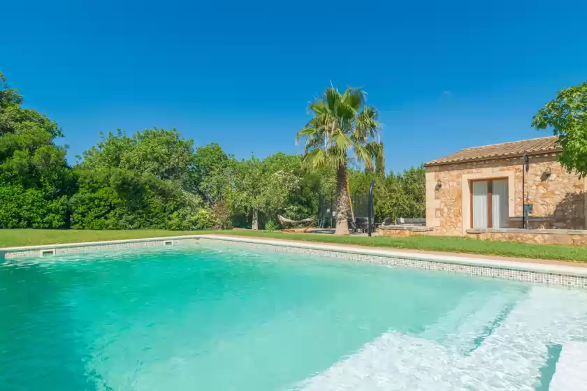 Holiday rentals in Sa punta, Son Carrió