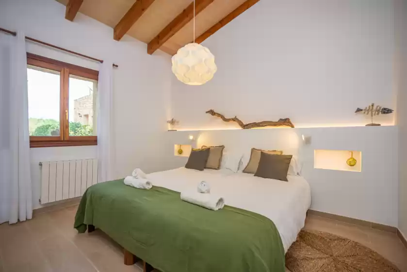 Holiday rentals in Sa punta, Son Carrió