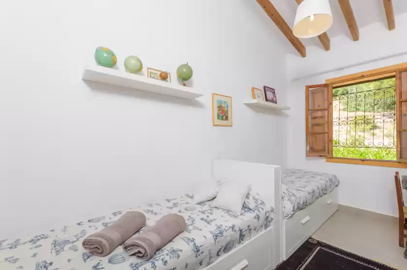Holiday rentals in Cas garriguer, Andratx